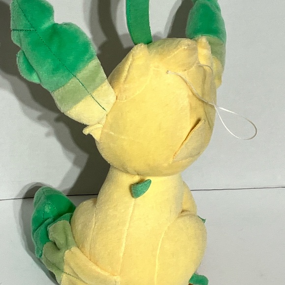 Leafeon Tail Mite! BIG ~ Banpresto ~ Pokemon plush Tush tag only - Picture 2 of 3
